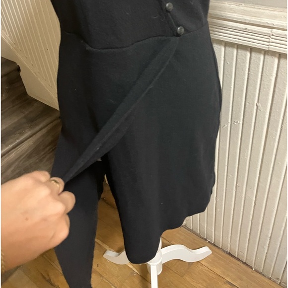 - Black Madewell Cross Front Button Dress. - Picture 6 of 9